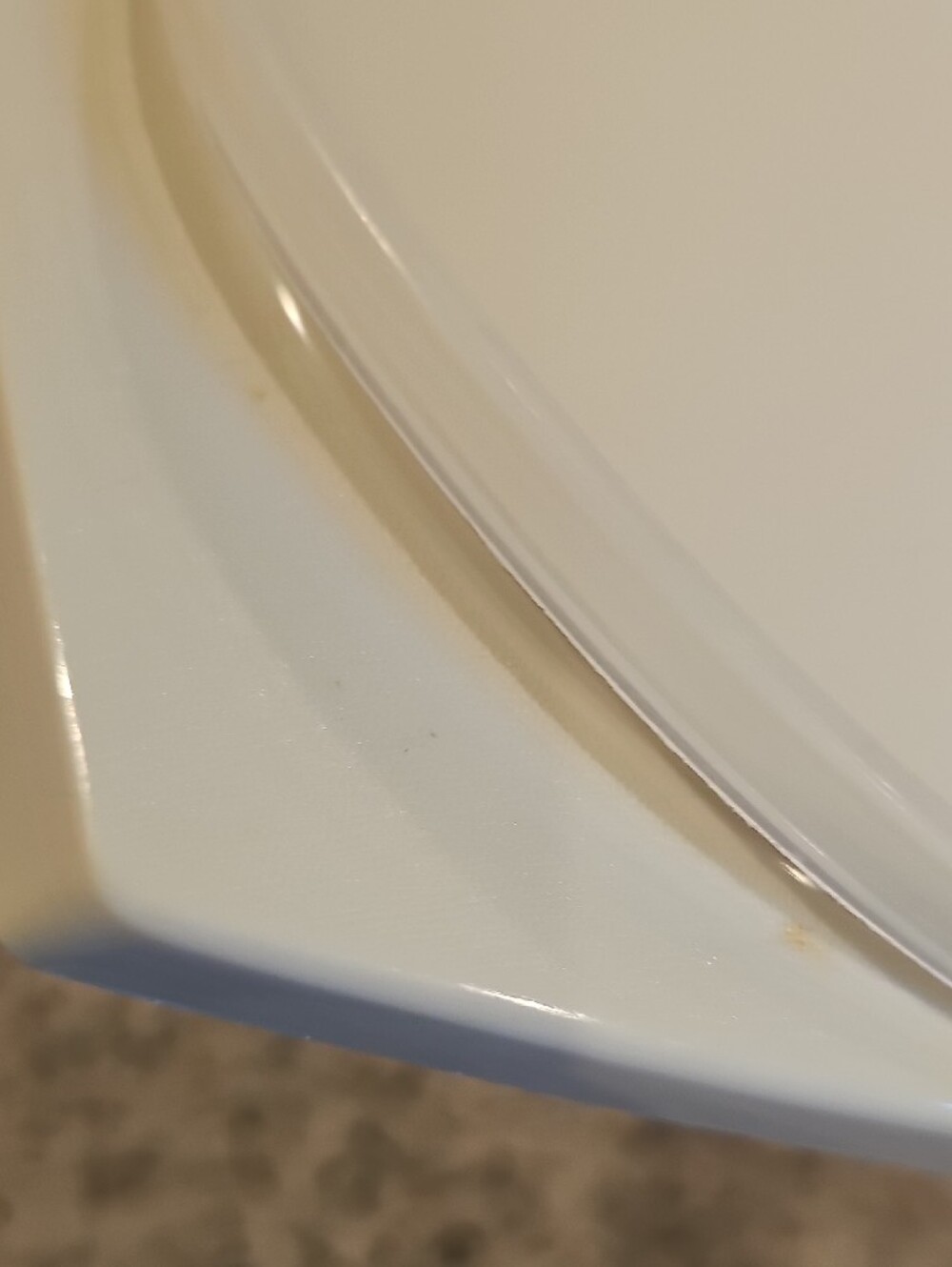 Tupperware Container W/ Lid - Picture 4 of 8